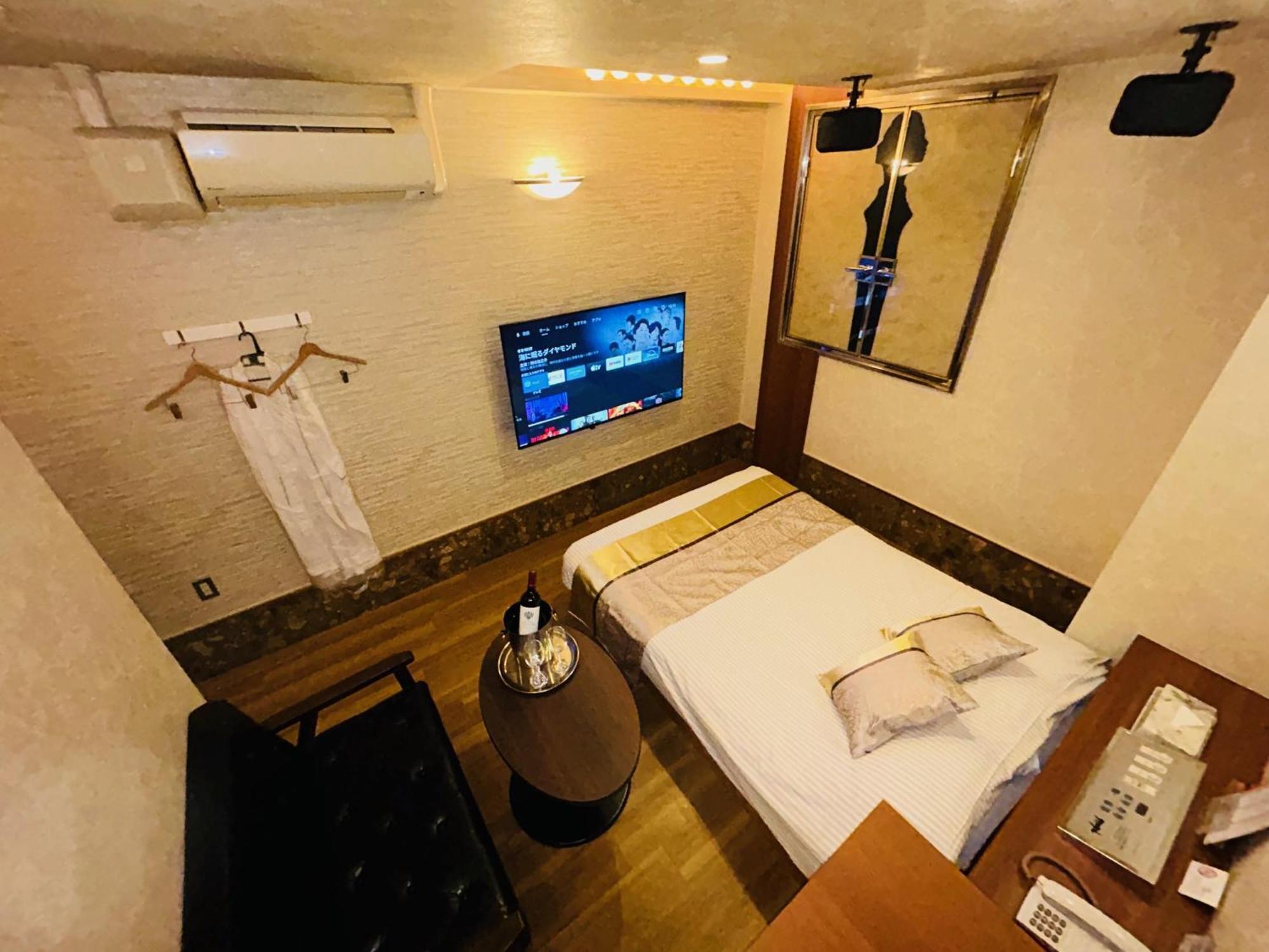 Hotel Crystal 大人専用 東京都 外观 照片